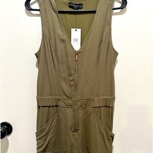 GUESS - Army green romper